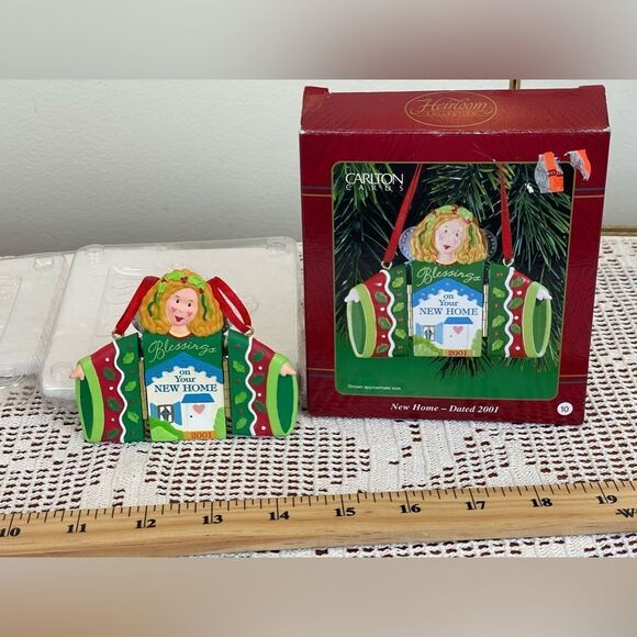 Carlton Cards New Home 2001 Angel Christmas Ornament || Vintage ornament - Picture 9 of 11